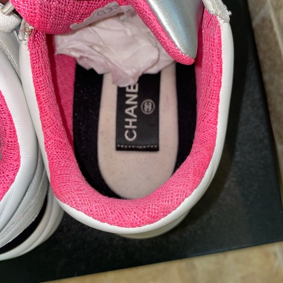 **SOLD** Chanel Classic Trainer sneakers 36.5 - Picture 9 of 11